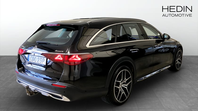 Bild 2 av Mercedes-Benz E 300 de 4MATIC All-Terrain 