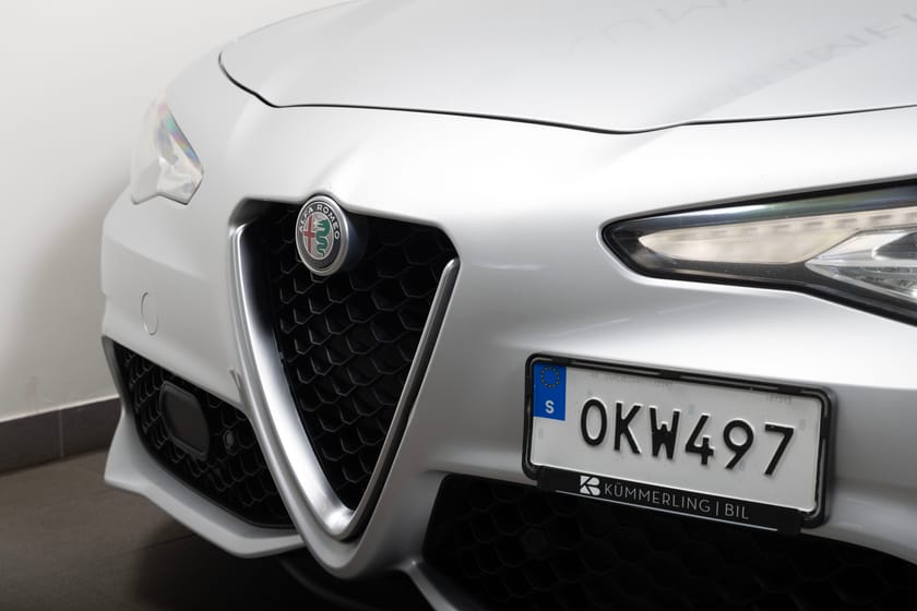 Bild 3 av Alfa Romeo Giulia Veloce 2.0 Turbo 16V Q4 280hk Pano/H&K