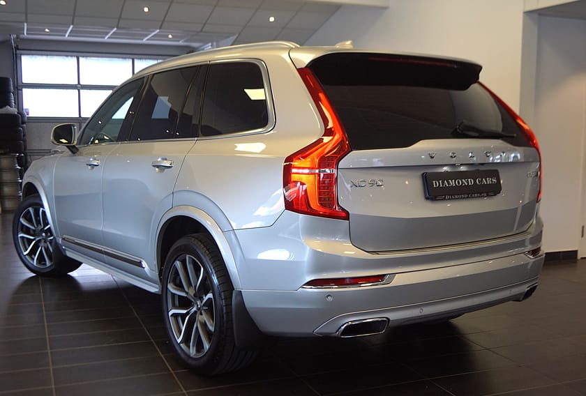 Bild 3 av Volvo XC90 7-seater D5 AWD Inscription 7-sits 360° Navi HUD Drag