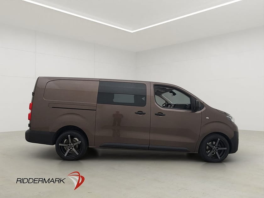 Bild 2 av Toyota Proace CrewVan L3 Värm HUD Drag B-Kam 2xDörr CARPLAY
