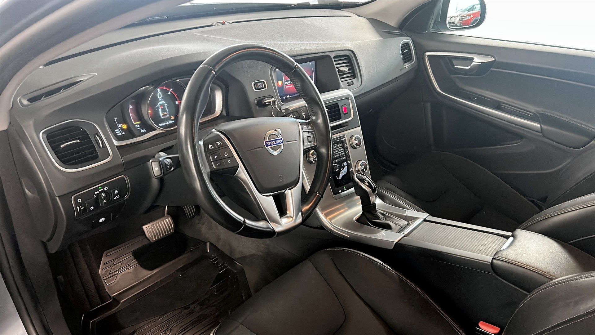 Volvo S60 2018, kuva 5/8