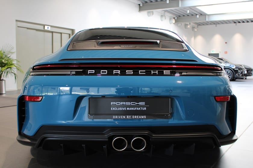 Bild 5 av Porsche 911 GT3 Touring 992.2 PTS Oslo Blue