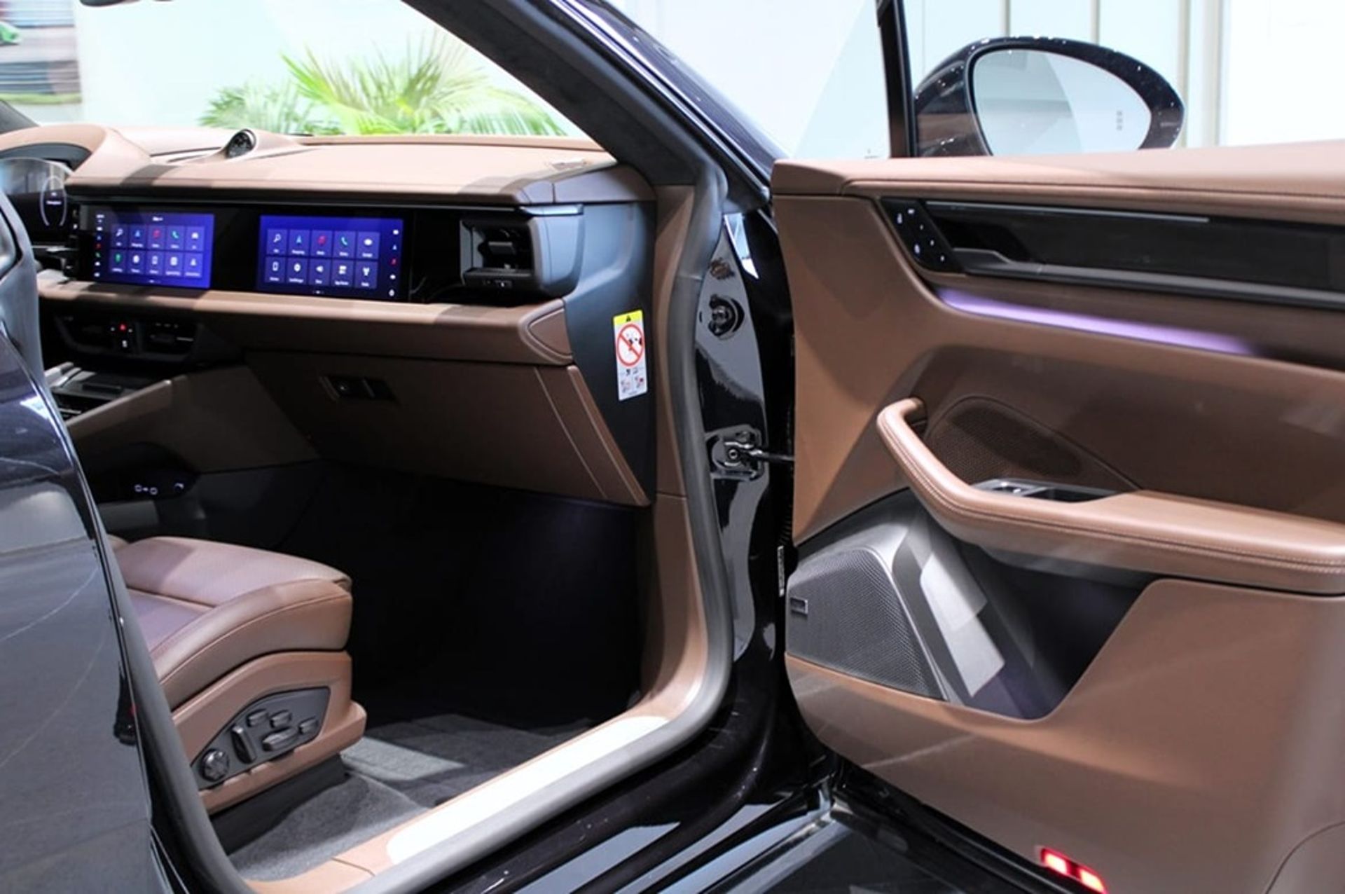 Porsche Macan Turbo 2024, kuva 5/10