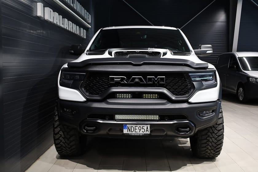 Bild 2 av RAM 1500 TRX Dodge 6.2L V8 Supercharged 711hk LÅG SKATT!