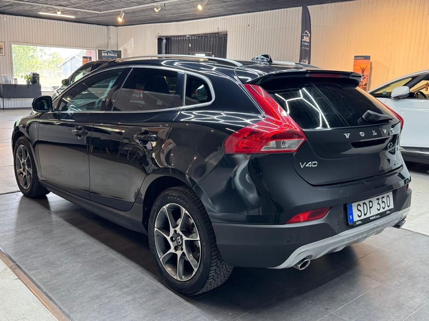 Bild 4 av Volvo V40 Cross Country D4 Ocean Race Business Edition Pro