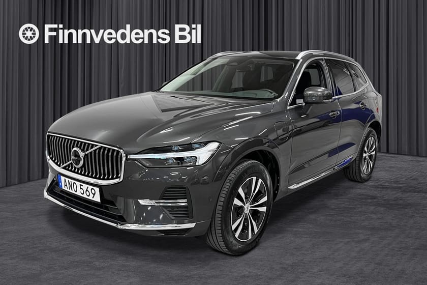 Bild 1 av Volvo XC60 Recharge T6 Core Edition*DRAG/S&V-HJUL/NAV/VOC*