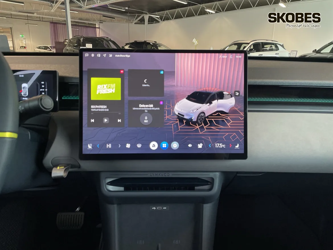 Lynk & Co 02 EV