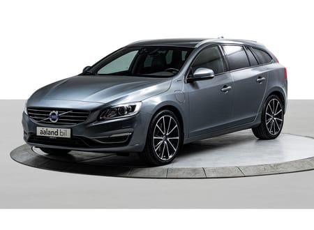 Volvo V60 D6 Twin Engine AWD Summum, hengerfeste 1800 kg.