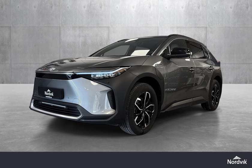 Bilde 1 av Toyota bZ4X Executive | Tilhengerfeste | Ekstralys