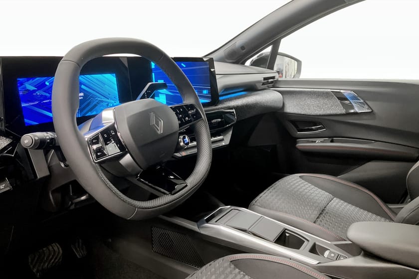 Bild 5 av Renault Clio TCe 115 techno 5-d