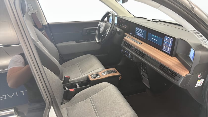 Bild 3 av Honda E 