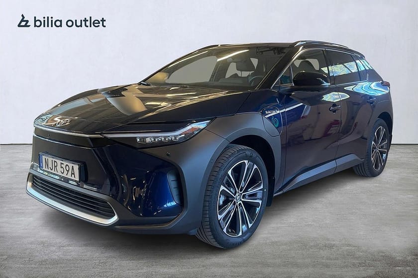 Bild 1 av Toyota bZ4X 71.4 kWh 217 Hk AWD Executive Panorama JBL Skinn Drag