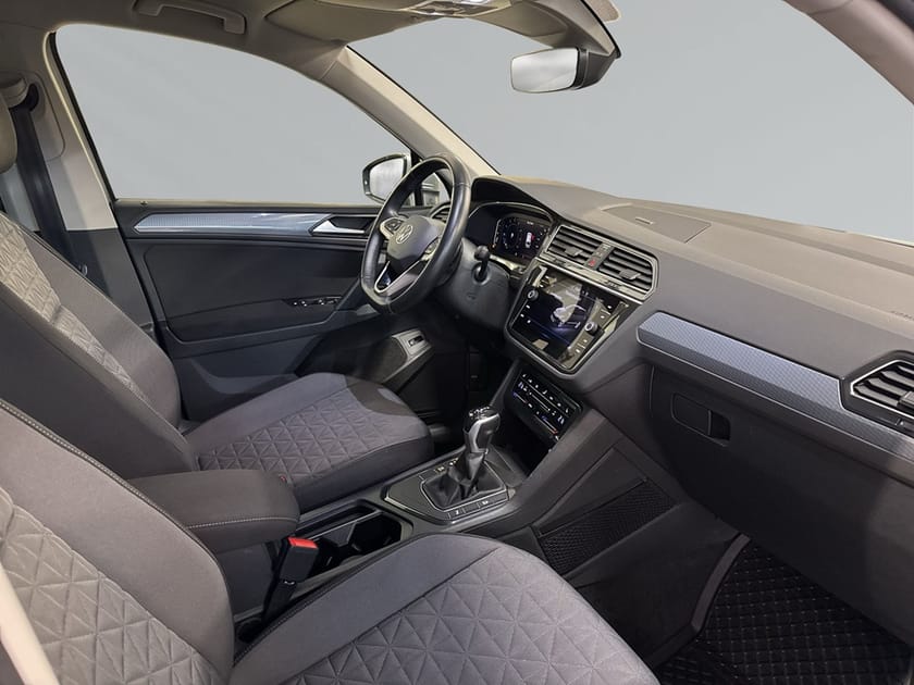 Bild 2 av Volkswagen Tiguan 1.5 LIFE 150HK DRAG, VÄRM