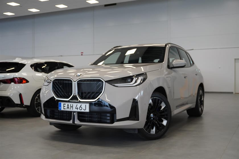 Bild 2 av BMW X3 30e xDrive M-Sport Backkamera Elstol Adaptiv F Drag