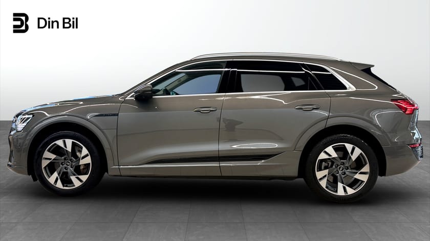Bild 2 av Audi Q8 50 e-tron quattro Proline Selection 250 kW