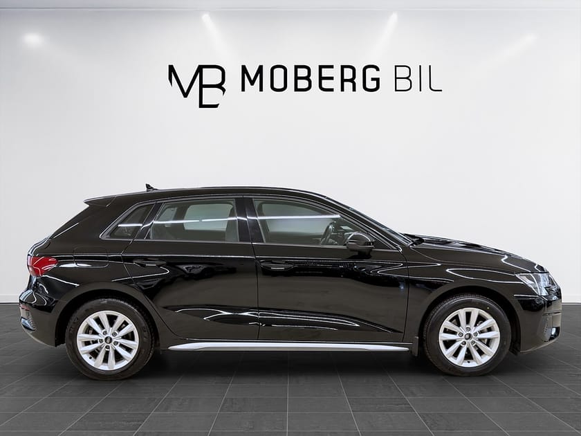 Bild 4 av Audi A3 Sportback 35 TFSI 150hk Comfort CarPlay PDC