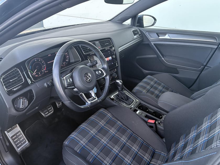 Bild 4 av Volkswagen Golf GTE 1.4 TSI Cockpit P-Värmare Adaptiv Fath. Sensorer