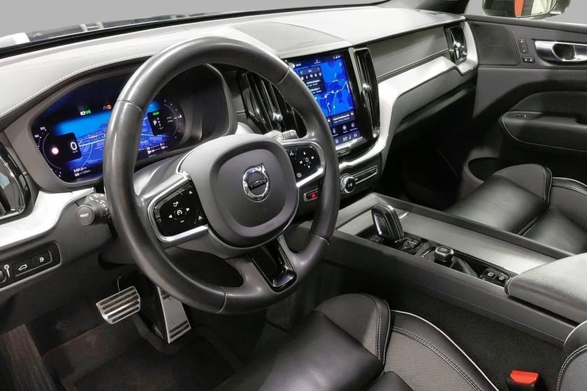 Bilde 5 av Volvo XC60 T6 4x4 R-Design Krok H&K Stereo
