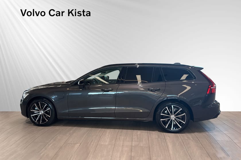 Bild 3 av Volvo V60 T6 Plus Dark Edition Läder 360Kamera