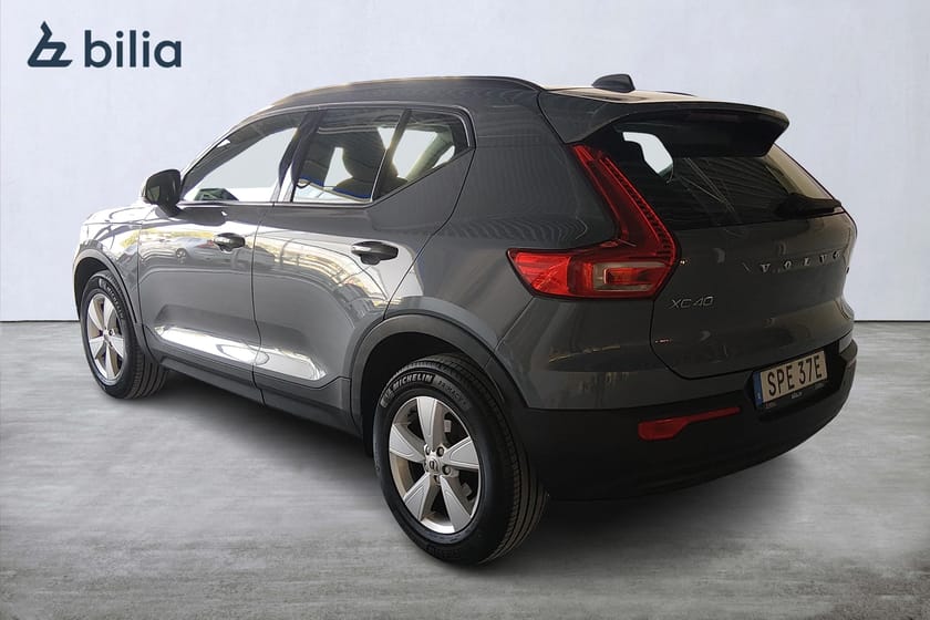 Bild 2 av Volvo XC40 T2 FWD Momentum Core