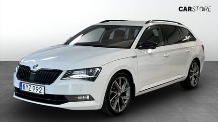 Škoda Superb Kombi 2.0 TSI 4x4 Sport Line 272Hk /Kamera /Drag /Canton