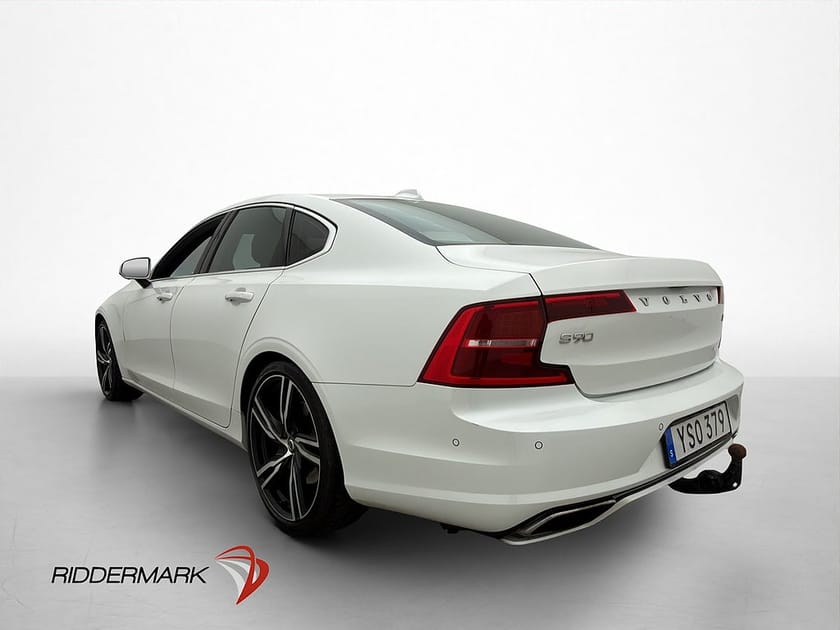 Bild 5 av Volvo S90 T6 AWD R-Design Dragkrok Värmare Taklucka B&W 360°