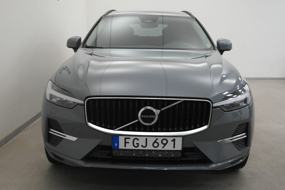 Volvo XC60 2022 - miniatyr 7