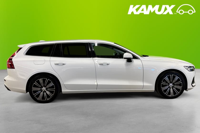 Bild 2 av Volvo V60 Recharge T6 AWD Geartronic 341hk Värmare Kamera Drag BLIS Navi