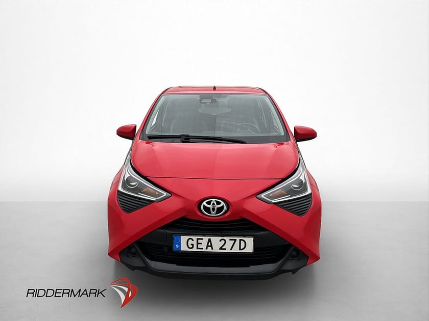 Bild 2 av Toyota Aygo 1.0 X-PLAY Endast 0,38l/mil Kamera 360kr skatt