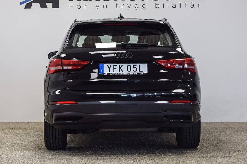 Bild 5 av Audi Q3 35 TFSI Proline Advanced Värmare Drag Cockpit