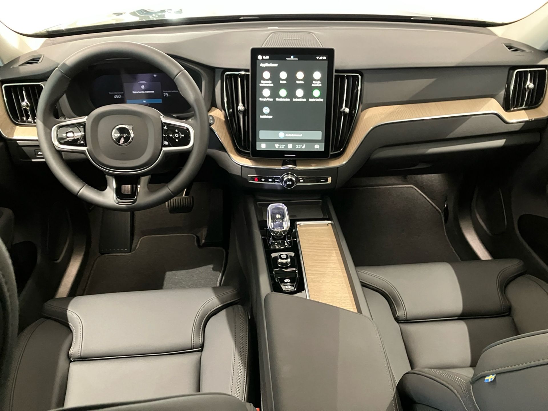 Volvo XC60 T6 Plug-In Hybrid AWD 2027, bild 5/10