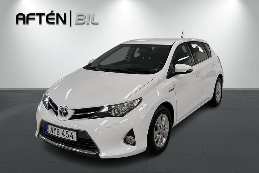 Bild 1 av Toyota Auris Hybrid e-CVT Active|M&K-Värmare|B-Kamera| - Fint Skick!