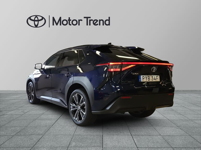 Bild 3 av Toyota bZ4X