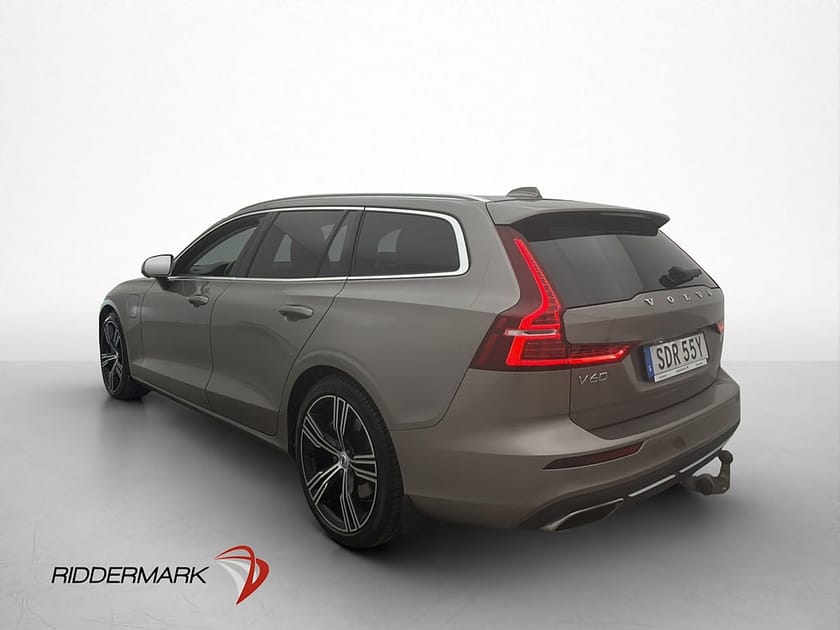 Bild 5 av Volvo V60 T6 AWD Inscription Värm Drag Pano H/K 360° Skinn