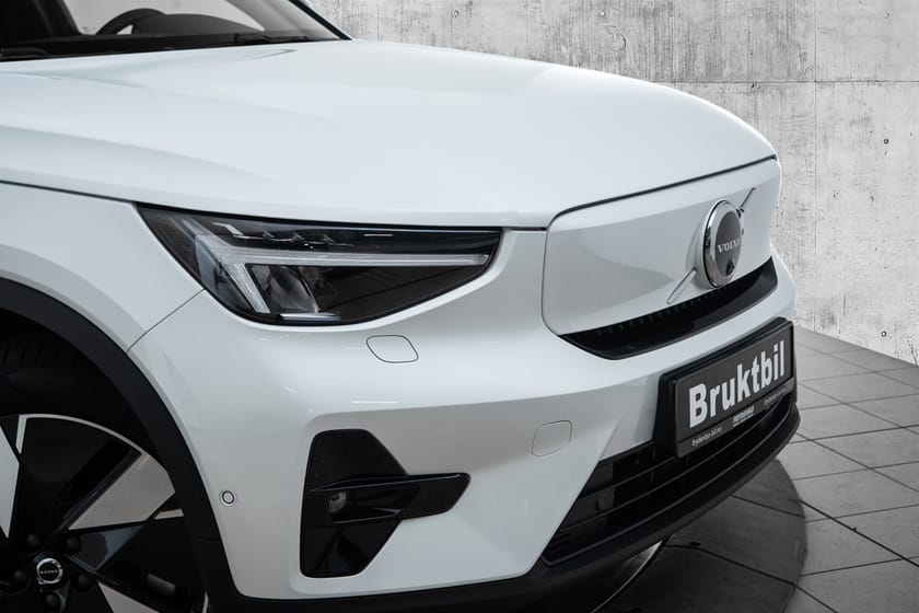 Bilde 5 av Volvo EX40 Twin Motor Performance Ultra KROK|PILOT.ASSIST|PANO|360|H&K