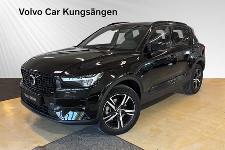Volvo XC40 B3 FWD Bensin Plus Dark 360-kamera Rattvärme Förarstödpaket Selekt