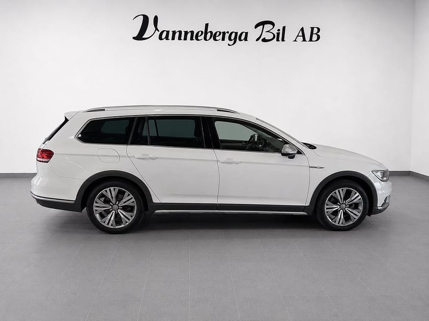 Bild 4 av Volkswagen Passat Alltrack 2.0 TDI DPF SCR BMT 4M Drag/Backkamera Euro 6