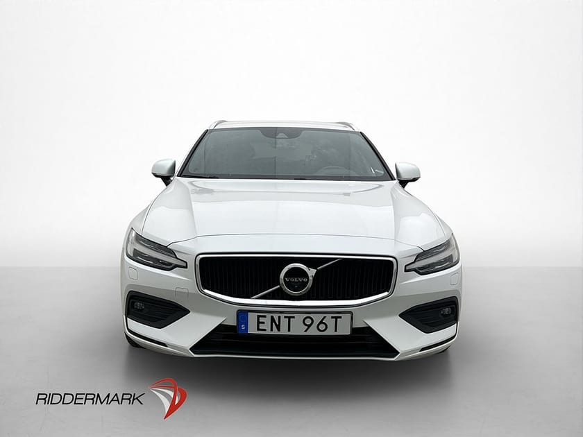 Bild 2 av Volvo V60 D4 190hk Värmare 360° HUD Skinn Drag VOC Adaptiv