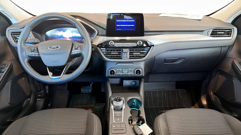 Bild 4 av Ford Kuga Plug-In Hybrid TITANIUM 2.5 FWD 225HK CVT