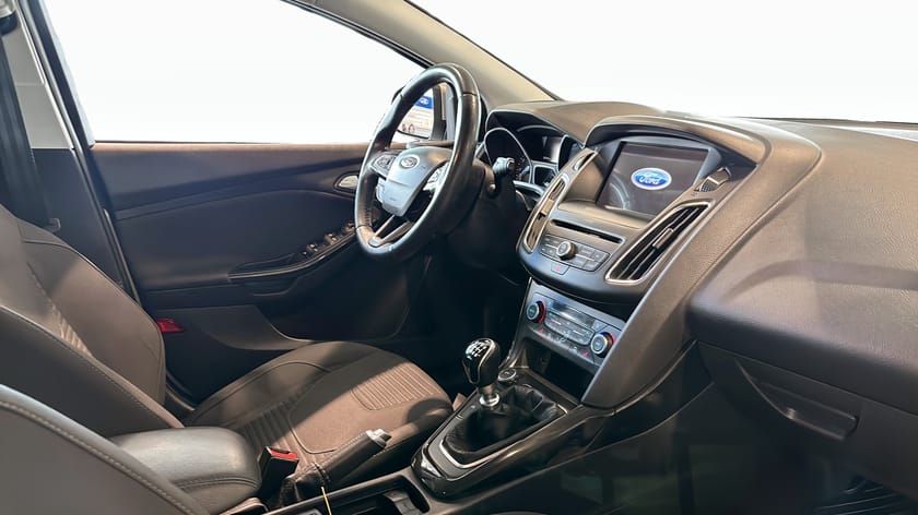 Bild 3 av Ford Focus Kombi Titanium 125HK / 1Ägare / Kamera
