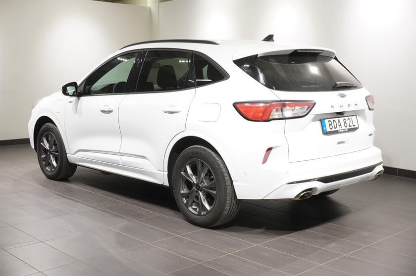 Bild 2 av Ford Kuga Plug-In Hybrid ST-Line Drag Kamera