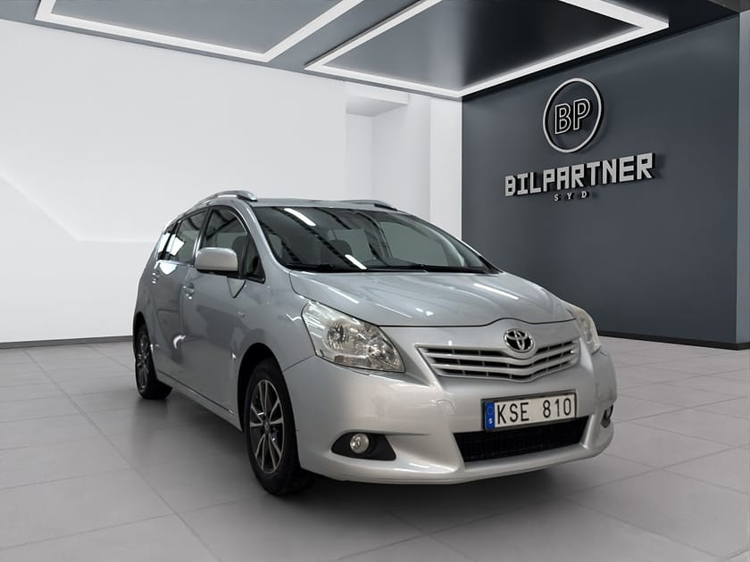 Bild 3 av Toyota Verso 1.8 Valvematic/Ny Besiktad/Ränta 1.95%