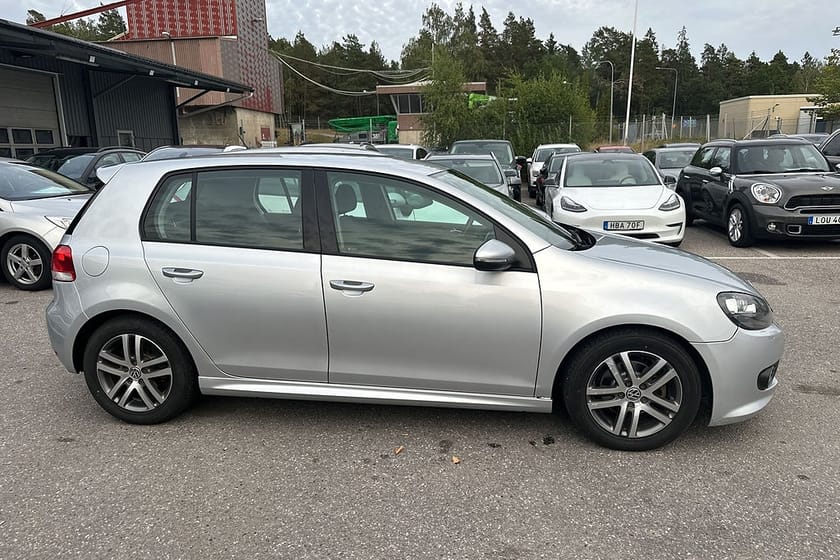 Bild 2 av Volkswagen Golf 5-dörrar 1.6 TDI Masters