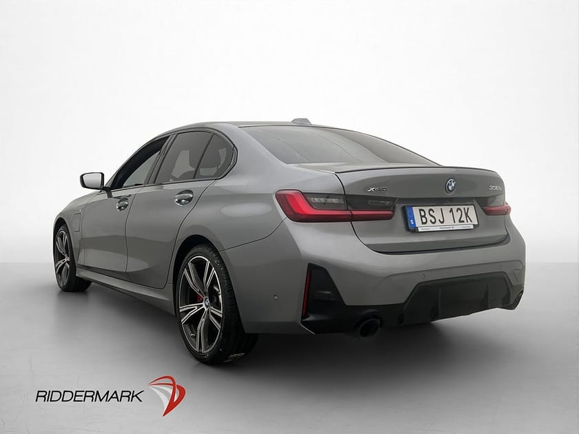 Bild 5 av BMW 330e xDrive Sedan M Sport Drag Kamera H/K Navi Halvskinn MOMS