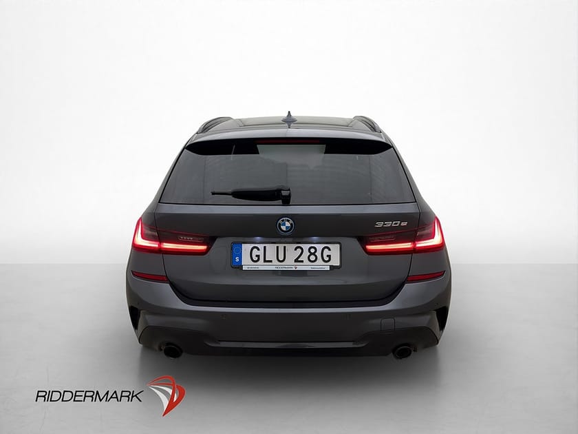 Bild 5 av BMW 330e Touring 292hk M-Sport Cockpit Skinn Navi CarPlay