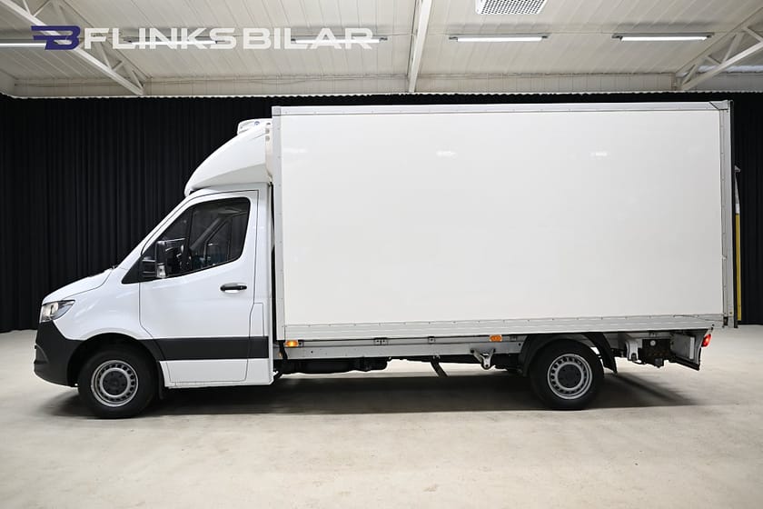 Bild 3 av Mercedes-Benz Sprinter 316 CDI Chassi Automat|Volymskåp|BG-Lyft|Kylbil|Sidodörr|Leasbar
