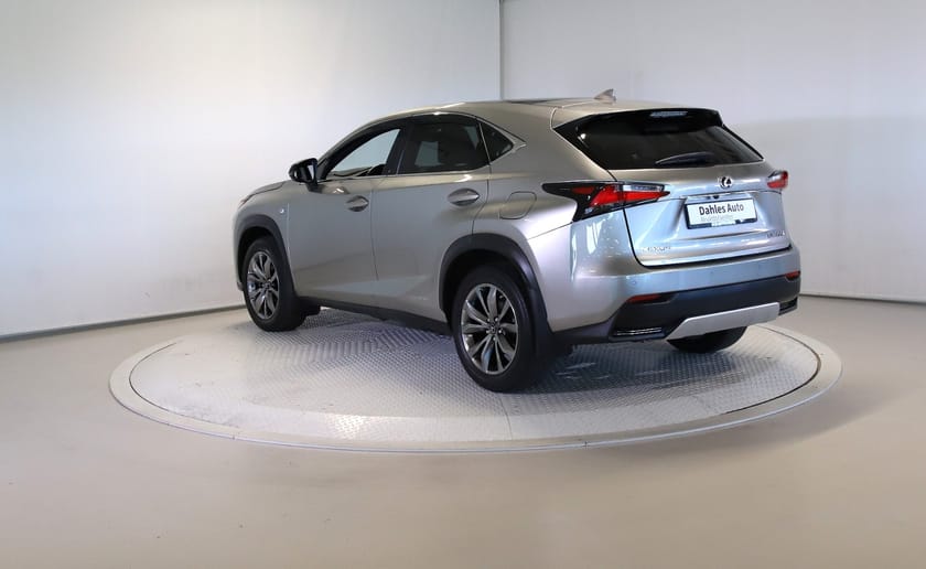 Bilde 3 av Lexus NX 300h AWD