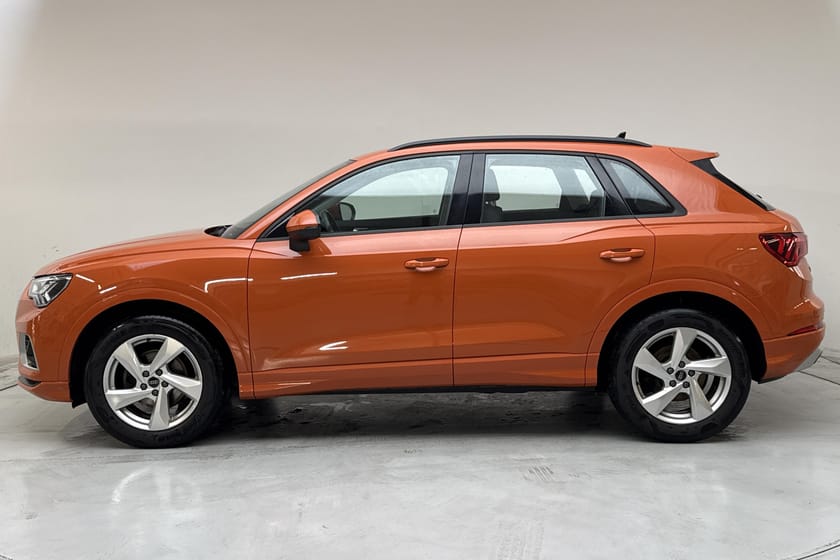 Bild 2 av Audi Q3 35 TFSI (150hk) Proline Advanced Drag