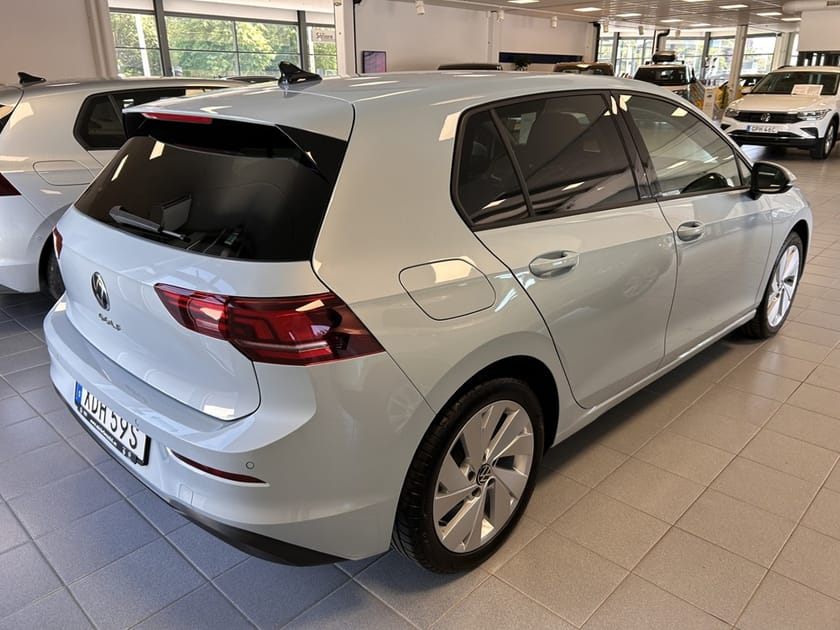 Bild 3 av Volkswagen Golf PB   LIFE TSI 150 HK 6 VXL