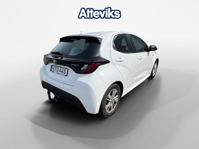 Bild 3 av Toyota Yaris Hybrid CVT 116hk *Drag/Backkamera*